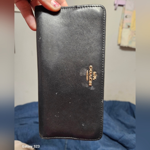 COACH WALLET *AS IS* PLEASE READ DESCRIPTION:) - Picture 2 of 11